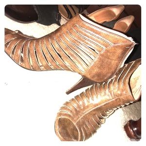 Gladiator heeled sandals